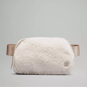 NWT Lululemon Fleece Belt Bag